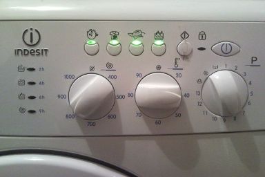 Стиральная машина автомат самсунг не включается. Почему стиральная машинка INDESIT не включается. Не включается стиральная машина Indesit.